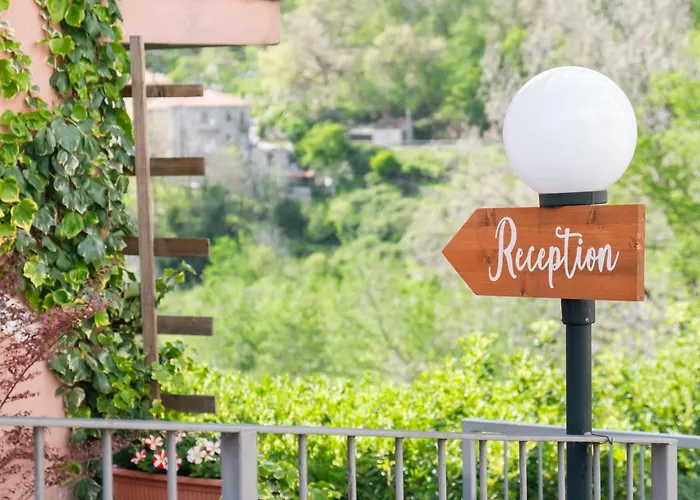 Ca' De Berna 3* Balestrino