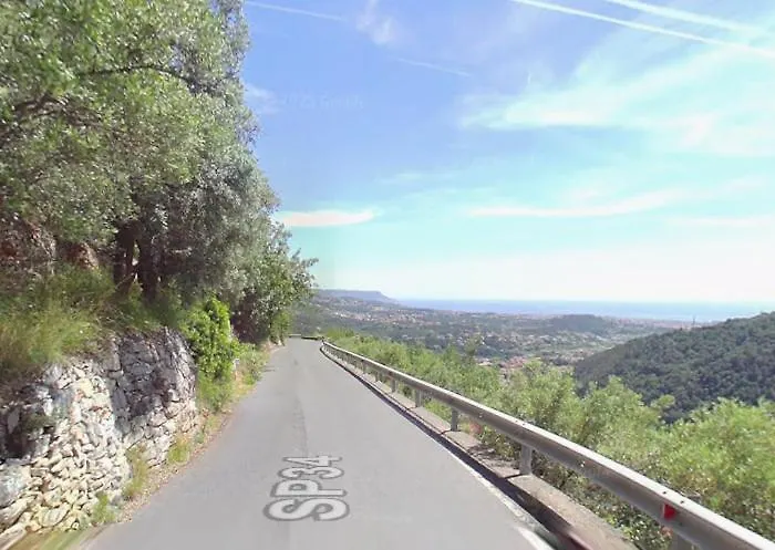 Ca' De Berna 3* Balestrino