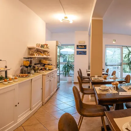 Ca' De Berna Hotel 3*